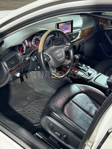 Audi A6-13