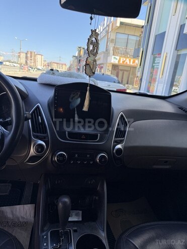 Hyundai Tucson-12