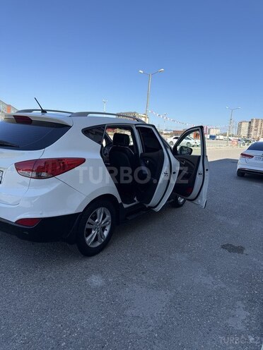 Hyundai Tucson-8