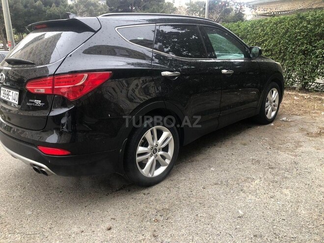 Hyundai Santa Fe-12