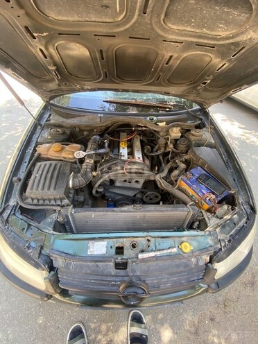 Opel Omega-10