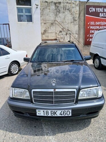 Mercedes C 220-1