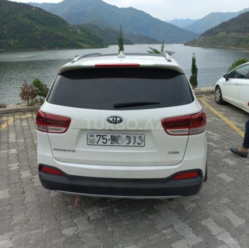 Kia Sorento-3