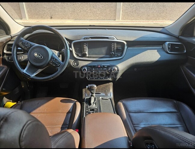 Kia Sorento-5