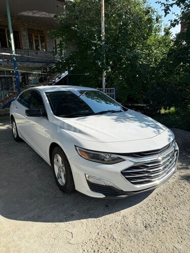 Chevrolet Malibu-2