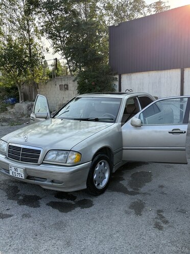 Mercedes C 230-2