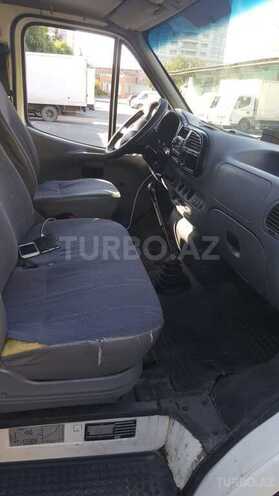 Ford Transit-8