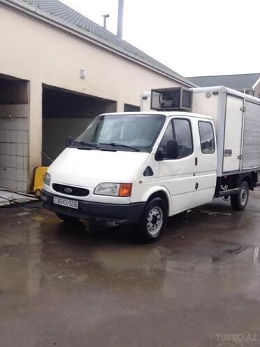 Ford Transit-1