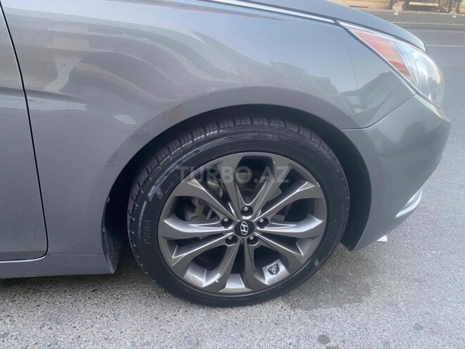 Hyundai Sonata-6