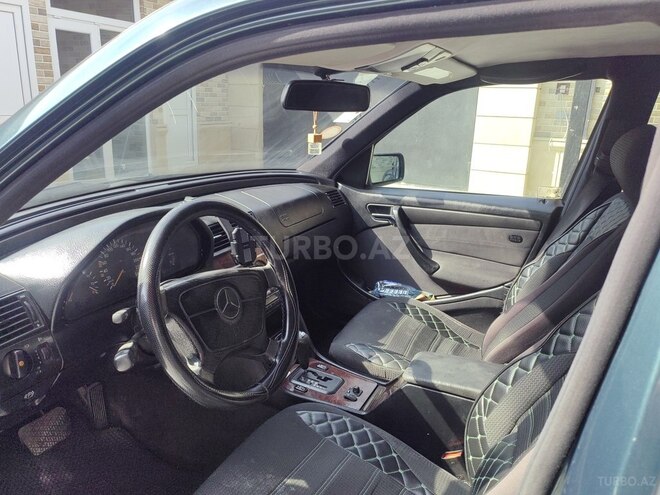 Mercedes C 180-7