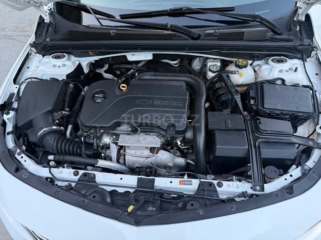 Chevrolet Malibu-9