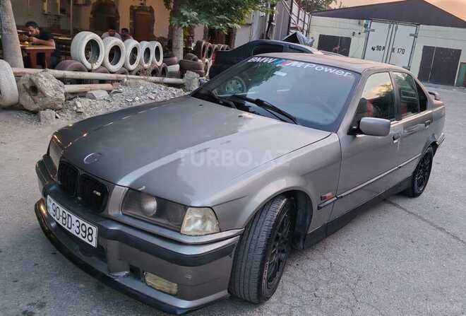BMW 320-5