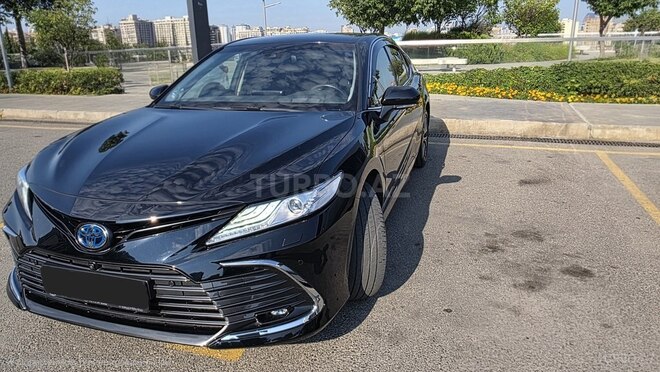 Toyota Camry-3