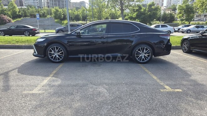 Toyota Camry-4