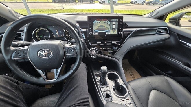 Toyota Camry-18