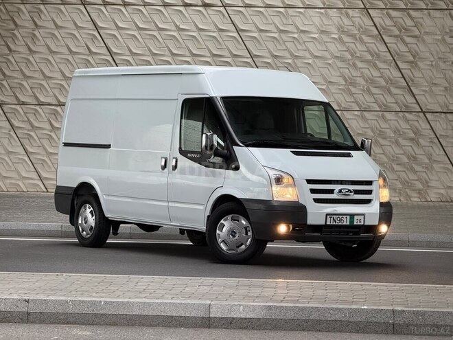 Ford Transit-1