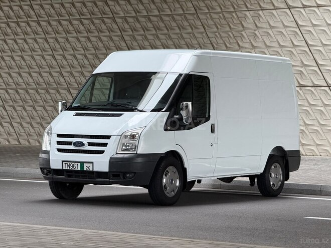 Ford Transit-3