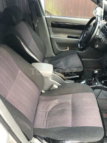 Chevrolet Lacetti-9
