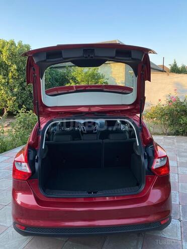 Ford Focus-6