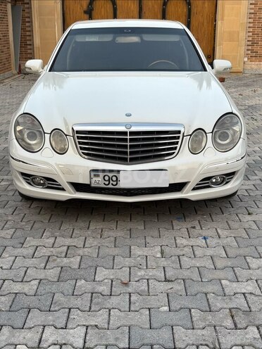 Mercedes E 200-1