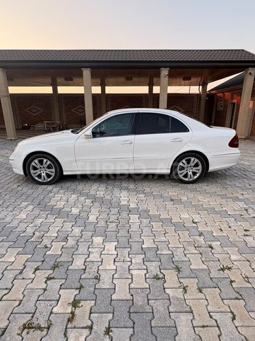 Mercedes E 200-4