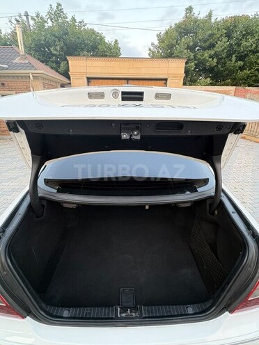 Mercedes E 200-9