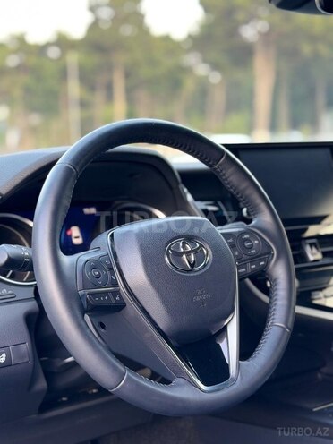 Toyota Camry-19