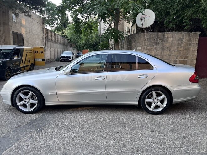 Mercedes E 220-4