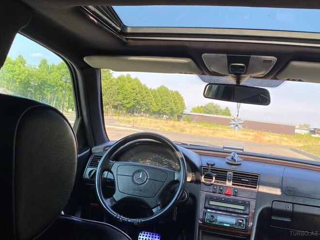 Mercedes C 240-3