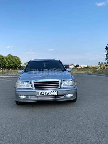 Mercedes C 240-1