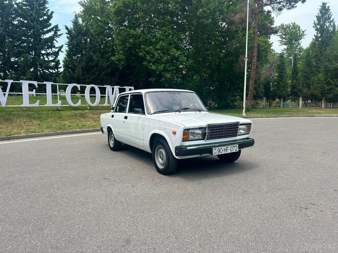 LADA (VAZ) 2107-8