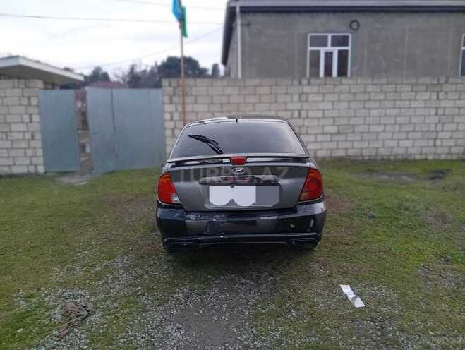 Hyundai Accent-5