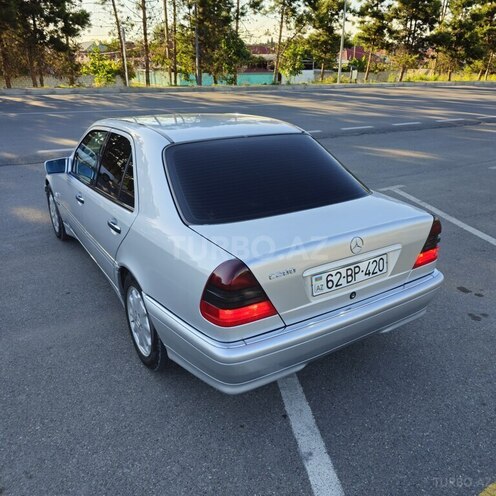 Mercedes C 200-12