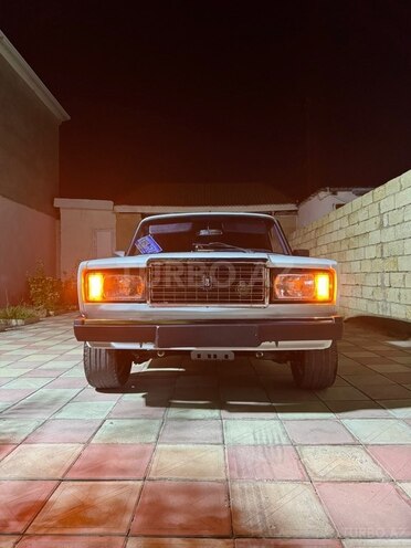 LADA (VAZ) 2107-1