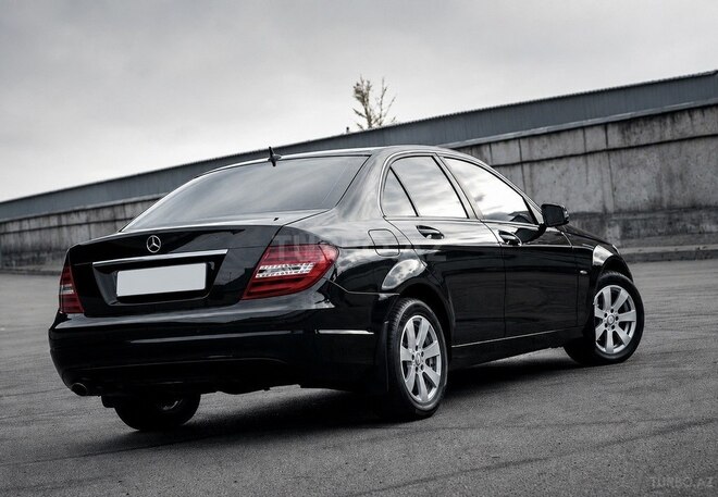 Mercedes C 250-14