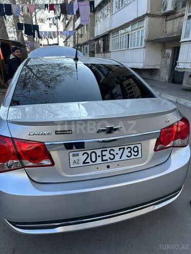 Chevrolet Cruze-3
