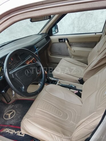 Mercedes 190-3