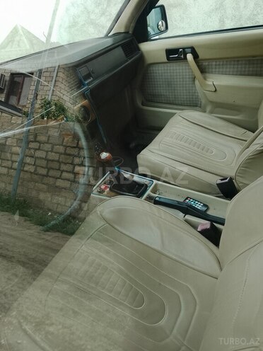 Mercedes 190-2