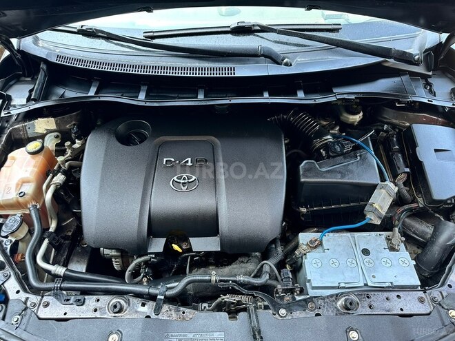 Toyota Corolla-12