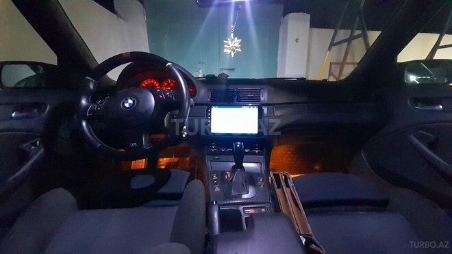 BMW 320-3