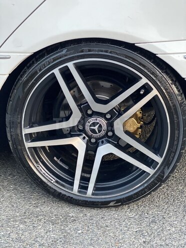 Mercedes C 320-8