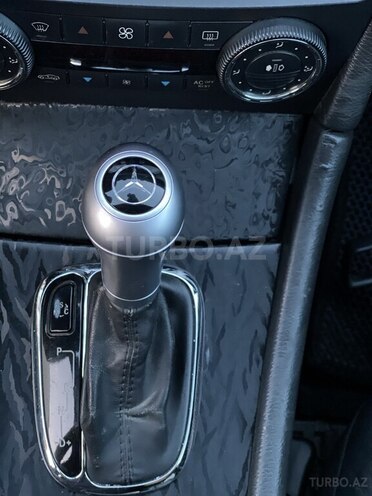 Mercedes C 320-12