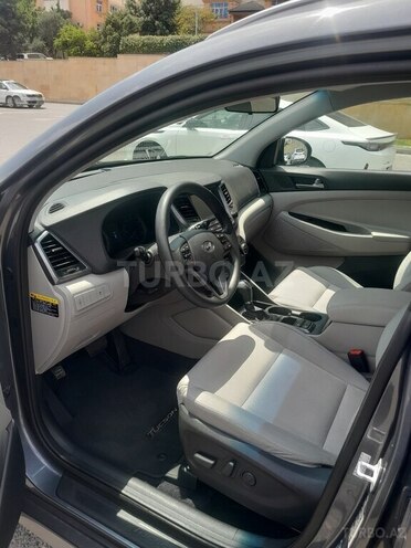 Hyundai Tucson-9