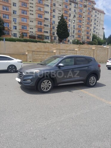 Hyundai Tucson-12