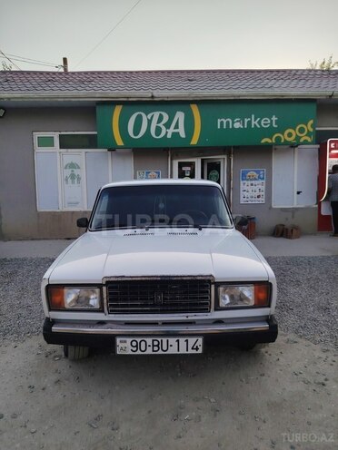 LADA (VAZ) 2107-1