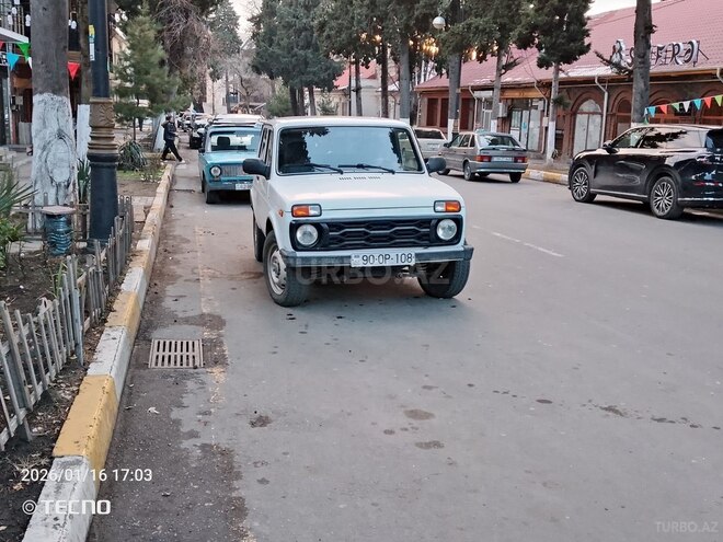 LADA (VAZ) Niva-1