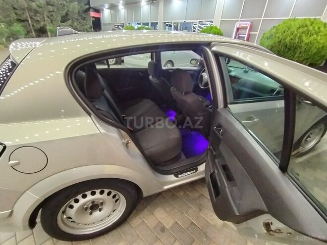 Opel Astra-3