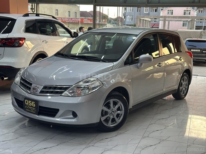 Nissan Tiida-3