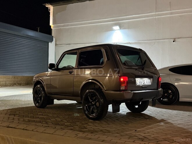 LADA (VAZ) Niva-2