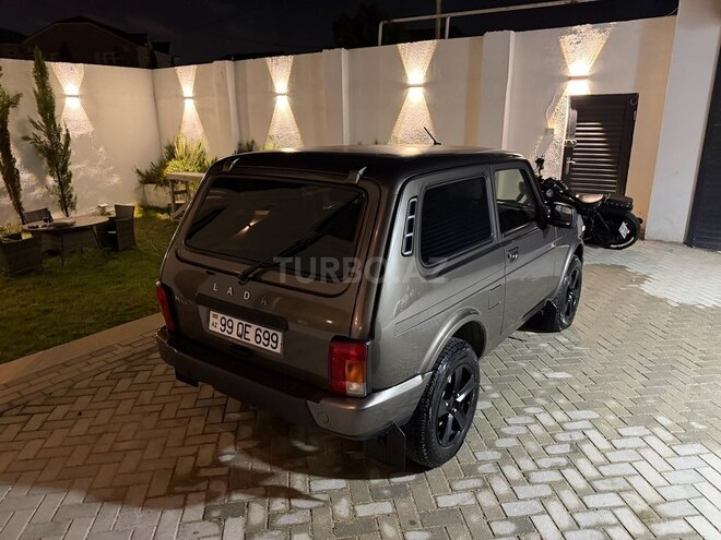 LADA (VAZ) Niva-10